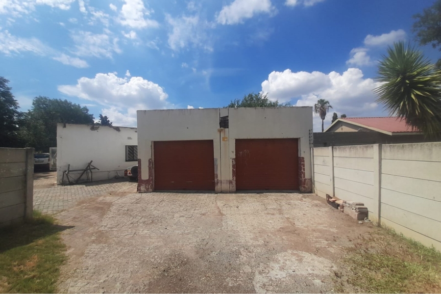 4 Bedroom Property for Sale in Riebeeckstad Free State